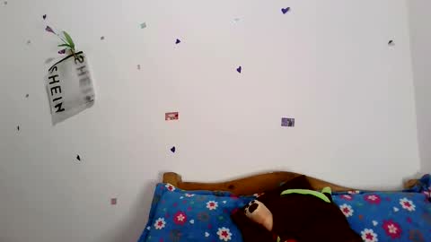 vivis brina online show from April 28, 2026, 2:10 am