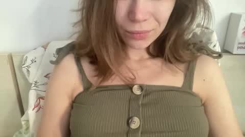 Snapshot of magicgirl50053 chatting on February 3, 2026, 10:42 am magicgirl50053 online show from February 3, 2026, 10:42 am