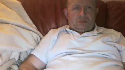 Snapshot of magicman250 chatting on April 23, 2026, 8:55 pm magicman250 online show from April 23, 2026, 8:55 pm