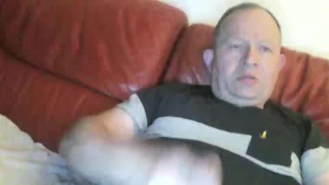 Snapshot of magicman250 chatting on April 29, 2026, 3:10 am magicman250 online show from April 29, 2026, 3:10 am