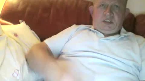 Snapshot of magicman250 chatting on May 10, 2026, 10:26 pm magicman250 online show from May 10, 2026, 10:26 pm