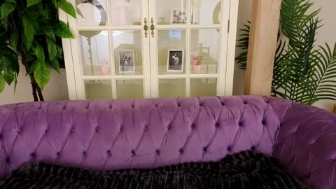 Emily online show from April 3, 2026, 6:00 am