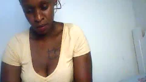 magicbabe online show from June 15, 2026, 12:18 pm