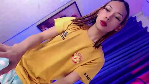 Mocah online show from October 22, 2025, 11:21 am