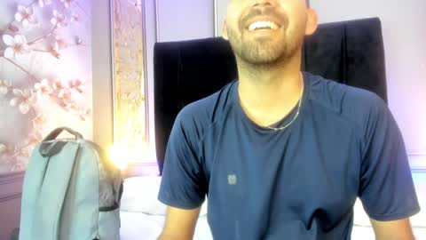 Snapshot of magnus_alejo chatting on May 18, 2026, 11:38 am Magnus Alejo online show from May 18, 2026, 11:38 am