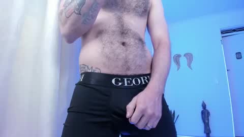 Snapshot of magnus_king chatting on February 11, 2025, 4:55 am online show from February 11, 2025, 4:55 am