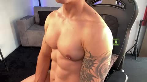 If you want me to use the Lovense please let me know  --    online show from May 21, 2026, 6:15 pm