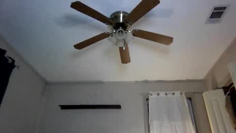 Snapshot of magsjane chatting on November 30, 2025, 7:56 am Kaye online show from November 30, 2025, 7:56 am