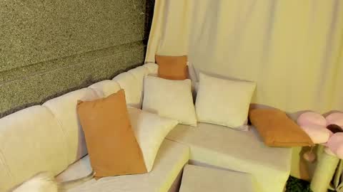 maha_walton online show from April 4, 2026, 2:32 am