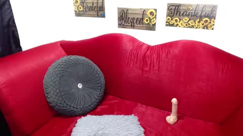 ISABELA online show from January 8, 2025, 8:50 pm