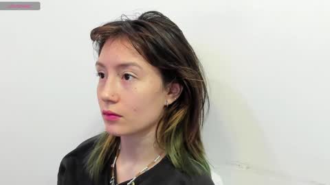 maibys online show from January 17, 2025, 3:55 am