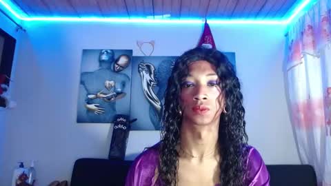 Bella Maidi online show from January 19, 2025, 8:09 pm