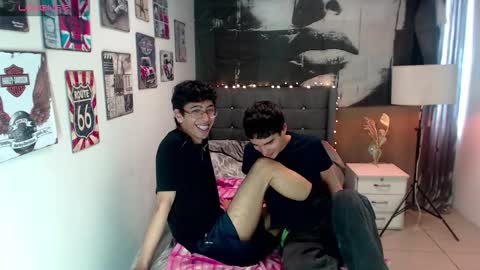 Snapshot of maik_x_dave chatting on October 17, 2025, 3:25 pm MAIK AND DAVE online show from October 17, 2025, 3:25 pm