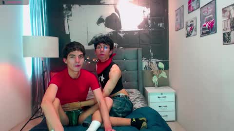 Snapshot of maik_x_dave chatting on October 31, 2025, 3:02 pm MAIK AND DAVE online show from October 31, 2025, 3:02 pm