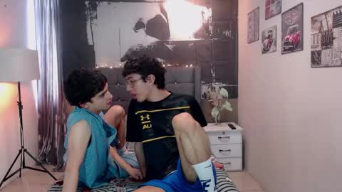 Snapshot of maik_x_dave chatting on November 11, 2025, 2:50 pm MAIK AND DAVE online show from November 11, 2025, 2:50 pm