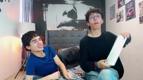 Snapshot of maik_x_dave chatting on November 14, 2025, 3:55 pm MAIK AND DAVE online show from November 14, 2025, 3:55 pm