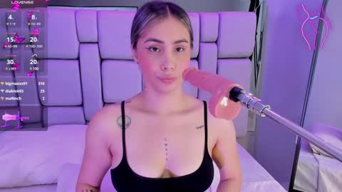 Maily  online show from December 11, 2024, 3:37 pm