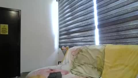 mainlypov online show from October 24, 2025, 8:27 pm