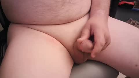 Gilly online show from November 3, 2025, 2:02 am