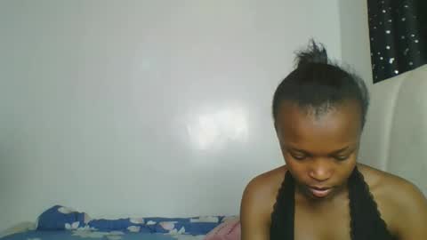 maira luv1 online show from February 3, 2026, 8:47 pm