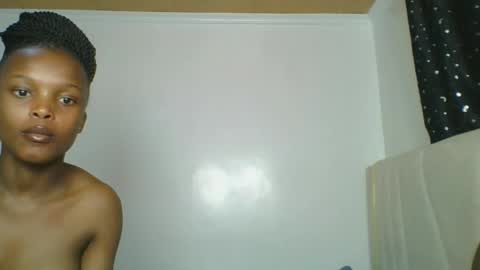 maira luv1 online show from February 11, 2026, 8:47 pm