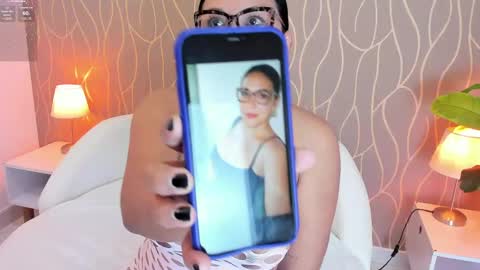 Snapshot of mairybelle chatting on May 23, 2026, 4:18 am Maria conexion 1030 pm to 5 am colombia online show from May 23, 2026, 4:18 am