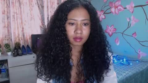 Snapshot of maite_loves chatting on December 28, 2024, 12:35 pm Maite online show from December 28, 2024, 12:35 pm