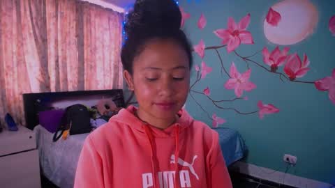 Snapshot of maite_loves chatting on January 14, 2025, 5:23 pm Maite online show from January 14, 2025, 5:23 pm