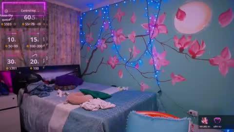 Snapshot of maite_loves chatting on February 17, 2025, 10:03 pm Maite online show from February 17, 2025, 10:03 pm