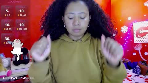 Snapshot of maite_loves chatting on September 20, 2025, 11:33 am Maite online show from September 20, 2025, 11:33 am