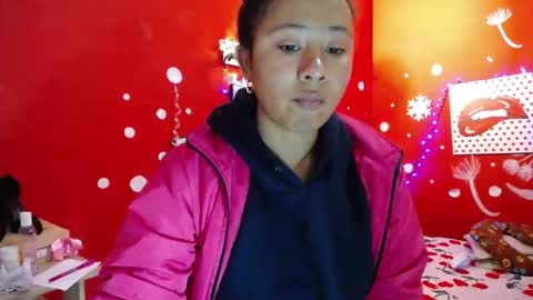 Snapshot of maite_loves chatting on October 23, 2025, 11:20 am Maite online show from October 23, 2025, 11:20 am