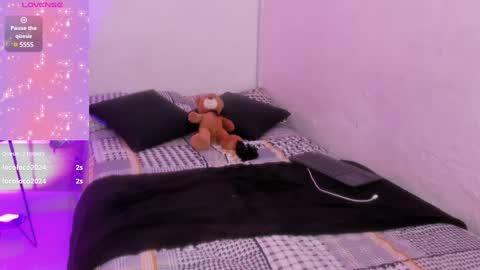 Snapshot of maithe_ferrer chatting on December 12, 2024, 9:30 am MAITHEFERRER online show from December 12, 2024, 9:30 am