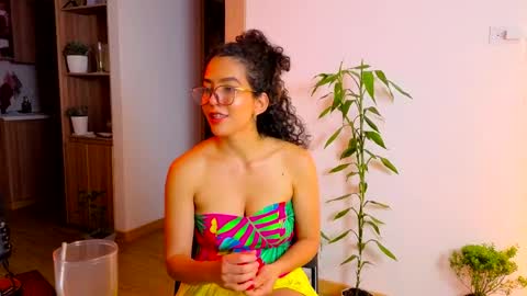   Lauu online show from March 30, 2026, 11:28 pm