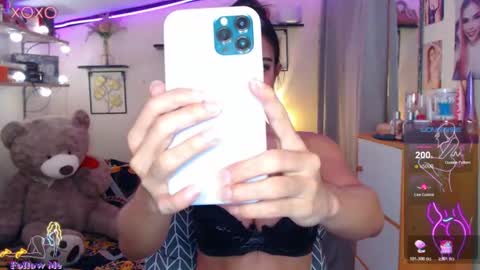 Bella online show from June 15, 2026, 4:47 am