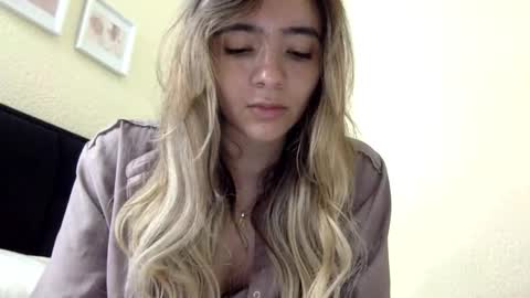 majo_gomezz online show from June 4, 2026, 4:18 am