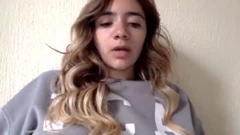 majo_gomezz online show from July 10, 2026, 3:58 pm