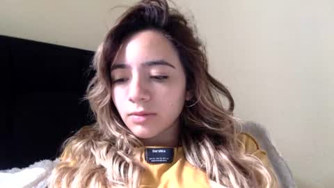 majo_gomezz online show from July 11, 2026, 5:04 pm