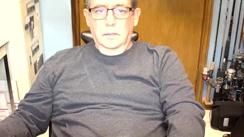 Snapshot of majormike34 chatting on December 6, 2024, 5:11 pm majormike34 online show from December 6, 2024, 5:11 pm