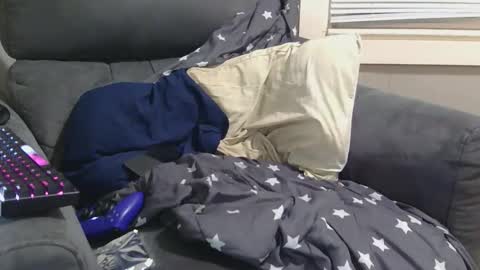 Snapshot of mak232000 chatting on November 29, 2025, 1:52 am mak online show from November 29, 2025, 1:52 am