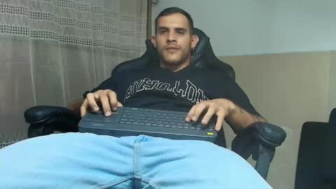 Snapshot of make_manson chatting on September 18, 2025, 7:38 pm Make online show from September 18, 2025, 7:38 pm