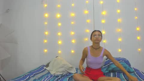 Snapshot of make_me_feel_ chatting on March 1, 2026, 1:13 pm Shawna Tom online show from March 1, 2026, 1:13 pm