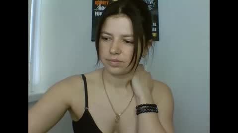 Snapshot of make_mesmile chatting on May 16, 2026, 7:05 am make_mesmile online show from May 16, 2026, 7:05 am
