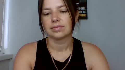 make_mesmile online show from July 23, 2026, 6:44 am