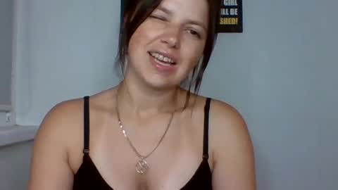 make_mesmile online show from July 28, 2026, 6:20 pm