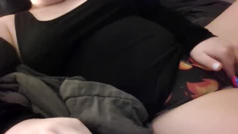 Snapshot of makemewatch chatting on February 6, 2026, 11:19 pm makemewatch online show from February 6, 2026, 11:19 pm