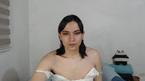 Mariapau online show from May 8, 2026, 3:50 pm