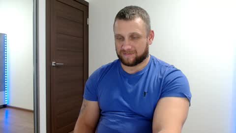 malchyshka online show from December 18, 2025, 8:48 pm