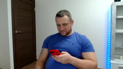 malchyshka online show from February 4, 2026, 8:47 pm