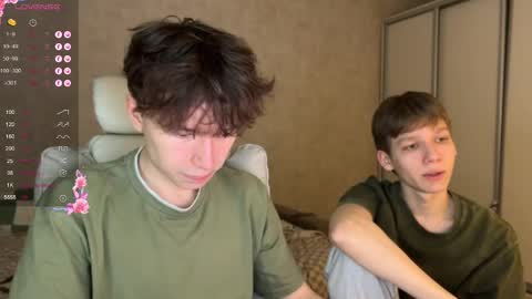 Snapshot of malcolm_yang chatting on December 13, 2024, 5:21 pm Tom and Mark 3 online show from December 13, 2024, 5:21 pm