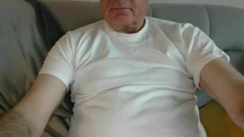 male_toy1 online show from May 7, 2026, 6:24 pm